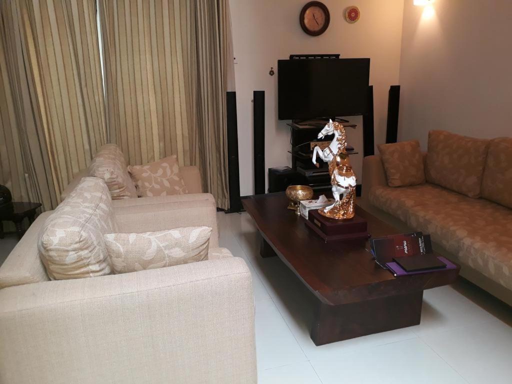 Nelinsa Residence Kandy Kültér fotó