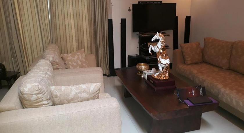 Nelinsa Residence Kandy Kültér fotó