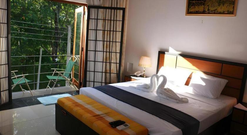 Nelinsa Residence Kandy Kültér fotó