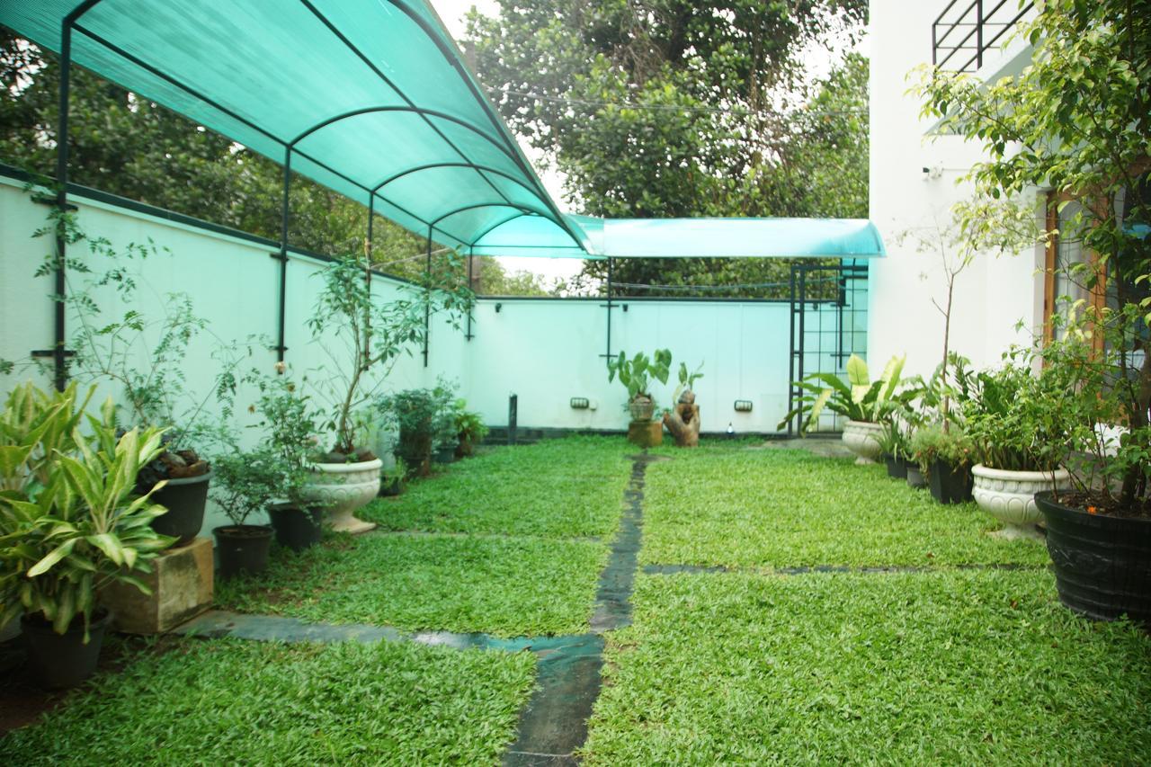 Nelinsa Residence Kandy Kültér fotó
